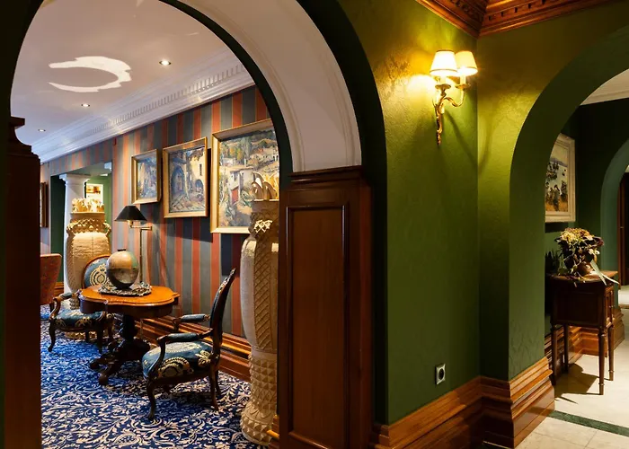Hotel Restaurant Million 3*